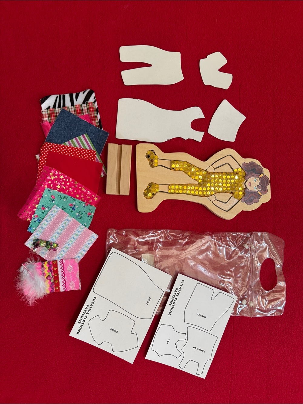 Woodkins Wooden Dress-Up Doll Fashion Plate Patterns Discovery Toys Vintage